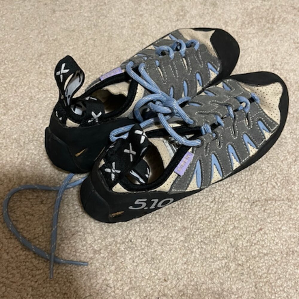 New Onyx 5 10 (Five Ten) Climbing Shoes Women's Size 8.5 for Bouldering